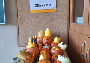 Prace uczniów wykonane podczas obchodów Dnia Dyni