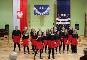 Uczniowie podczas uroczystości Ślubowania