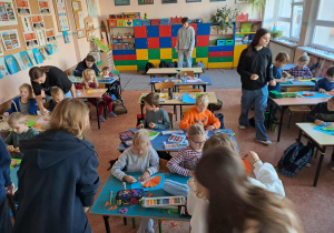 Integracja uczniów w ramach innowacji „Starsi uczą młodszych, młodsi uczą starszych”