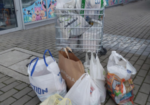 Dary od naszej społeczności szkolnej