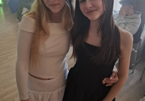 Uczniowie podczas zabawy w Domu Kultury Romus