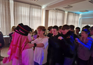 Uczniowie podczas zabawy w Domu Kultury Romus