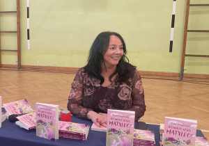 Spotkanie uczniów z pisarką Anną Stryjewską