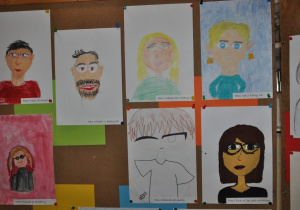 Portrety nauczycieli narysowane przez uczniów